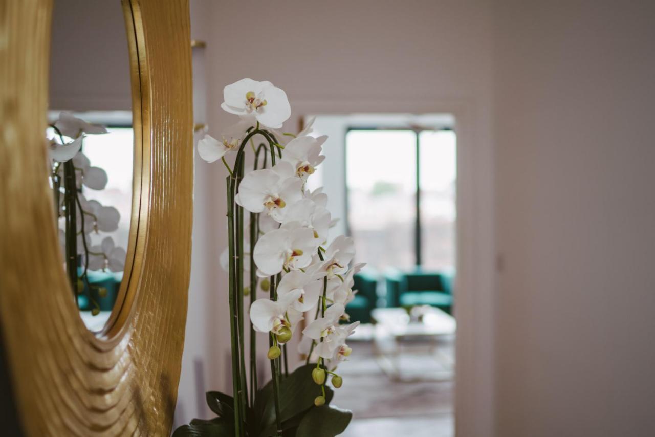 York Riverside Apartments Экстерьер фото
