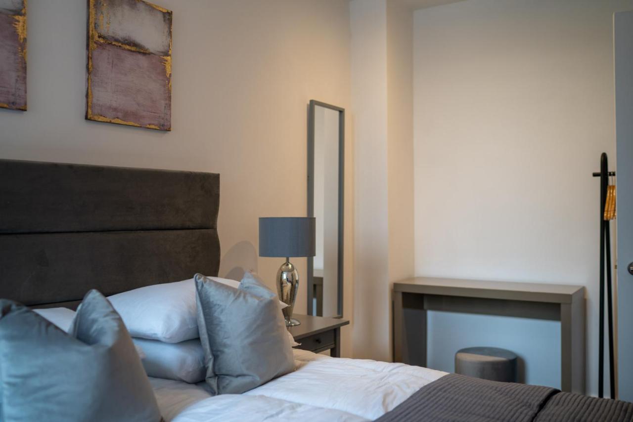 York Riverside Apartments Экстерьер фото