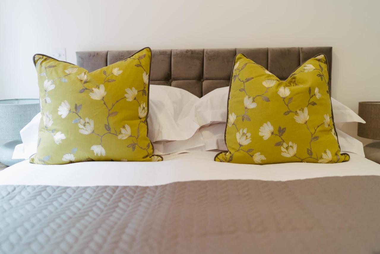 York Riverside Apartments Экстерьер фото